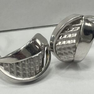 Pt900 デザインイヤリング