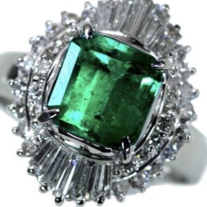 プラチナ900 エメラルド 3ct ダイヤモンド 1ct リング