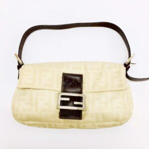 FENDI フェンディ ズッカ柄 マンマバケット ハンドバック