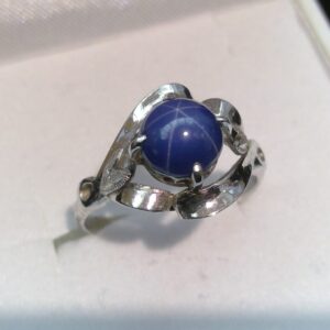 K14WG サファイア　リング　カボション　スター