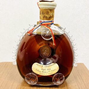 レミーマルタン ルイ13世 ベリーオールド バカラボトル 箱無し 替え栓付き