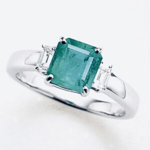 Pt900 エメラルド1.2ct ダイヤモンド0.15ct リング