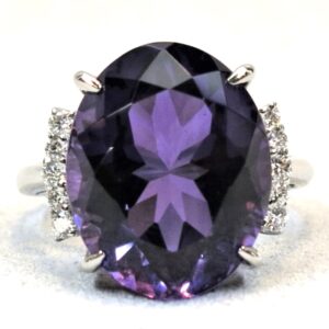 Pt900 アメジスト12.63ct ダイヤモンド0.2ct リング