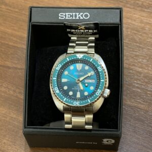 SEIKO セイコー 5スポーツ 腕時計 自動巻き 裏蓋 スケルトン 金色 海外 
