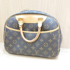 ルイヴィトン ミニボストン トゥルーヴィル