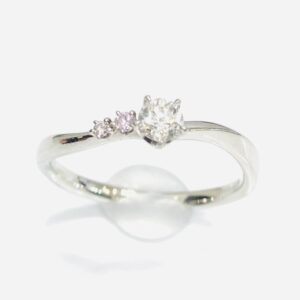 Pt950 ダイヤ0.215ct メレダイヤ0.03ct付リング
