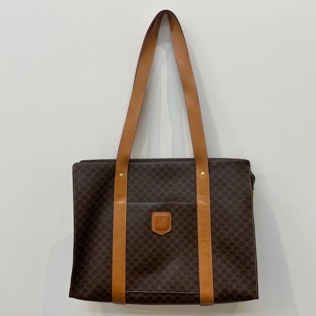 定番モデル✨CELINE トートバッグ　マカダム　トリオンフ　A4収納可　PVCにこまる＊used一覧