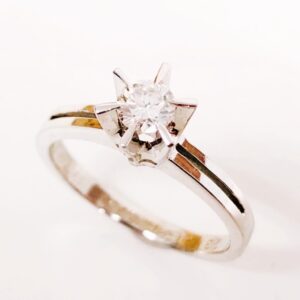 Pt900 0.23ctダイヤ付きリング