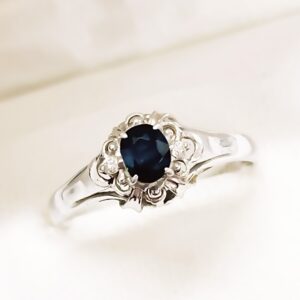 Pt900 サファイア0.39ct メレ0.02ct付 リング