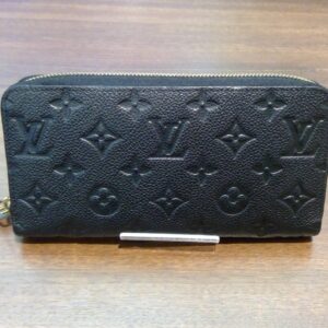Louis Vuitton　ジッピー・ウォレット　モノグラム・アンプラント