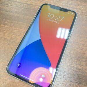 iPhone 11 64GB ホワイト