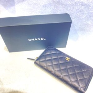 CHANEL キャビアスキン 長財布