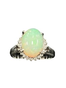 Pt900 オパール 3.0ct メレ0.3ct メレリング