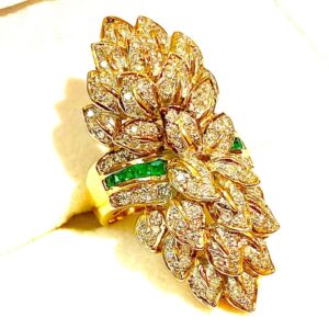 エメラルド ＆ メレダイヤ付きリング　K18