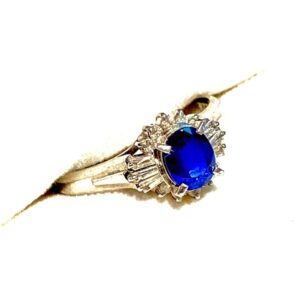 Pt900 ブルースピネル ＆ メレダイヤ付リング