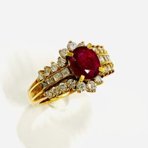 K18 1.8ctルビー&0.79ctメレダイヤ付リング