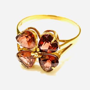 K18 0.6ctガーネット付きリング