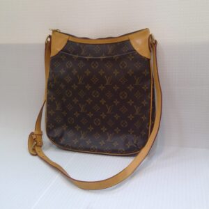Louis Vuitton ルイ・ヴィトン モノグラム オデオンMM ワンショルダーバッグ