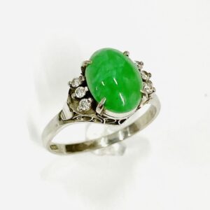 Pt900 翡翠2.1ct＆メレダイヤ0.11ct付リング