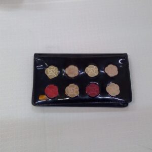 CHANEL シャネル エナメルレザー ココカメリア メイクアップパレット フラワー 二つ折り長財布