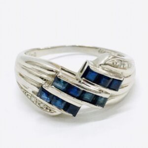 Pt900 サファイア付き リング