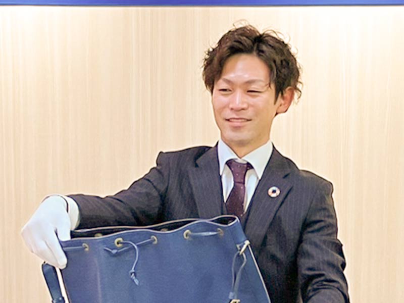 さすがやさくら野百貨店弘前店の内観画像1