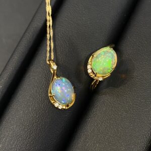 K18  オパールリング  オパールネックレス