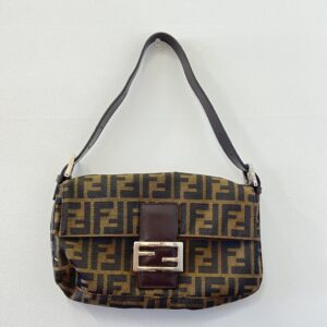 FENDI ズッカ柄 ハンドバッグ