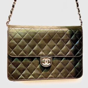 CHANEL　マトラッセ　チェーンショルダー　ラムスキン