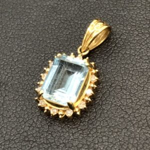 K18 アクアマリン/メレ付き トップ