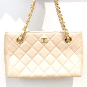CHANEL　マトラッセ　チェーンショルダーバッグ　ベージュ