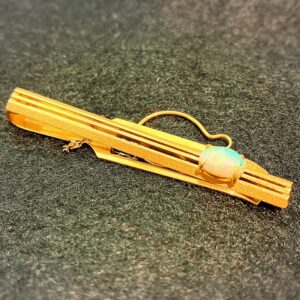 K18 ネクタイピン