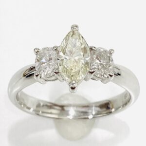 K18WG マーキスカットダイヤ0.576ct＆オーバルカットダイヤ0.45ct付リング