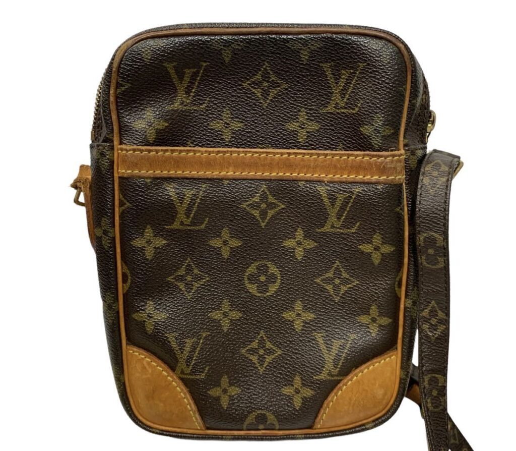 Louis Vuitton ダヌーブ ミニショルダーバック モノグラムの買取実績