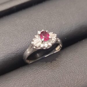 Pt900 ルビー メレダイヤ付きリング