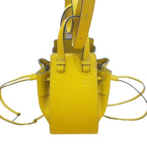 LOEWE ロエベ ハンモック　ドローストリングバッグ