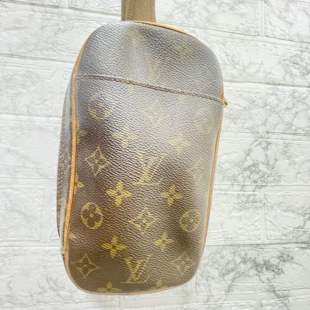 LOUIS VUITTON ルイ・ヴィトン ポシェット・ガンジュ ウエストバッグ モノグラム CA0030の買取実績 | 買取専門店さすがや