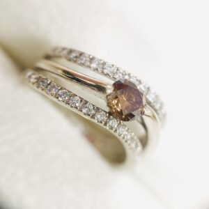 K18WG ジュエリー リング ブラウンダイヤモンド0.64ct メレ0.36ct