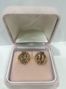 k18pt900イヤリング