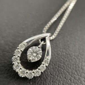 Pt850 メレダイヤ0.1ct付きネックレス