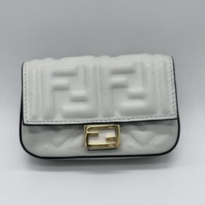 FENDI フェンディ バケットナノレザーバッグチャーム