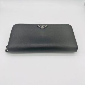 プラダ サフィアーノ 長財布