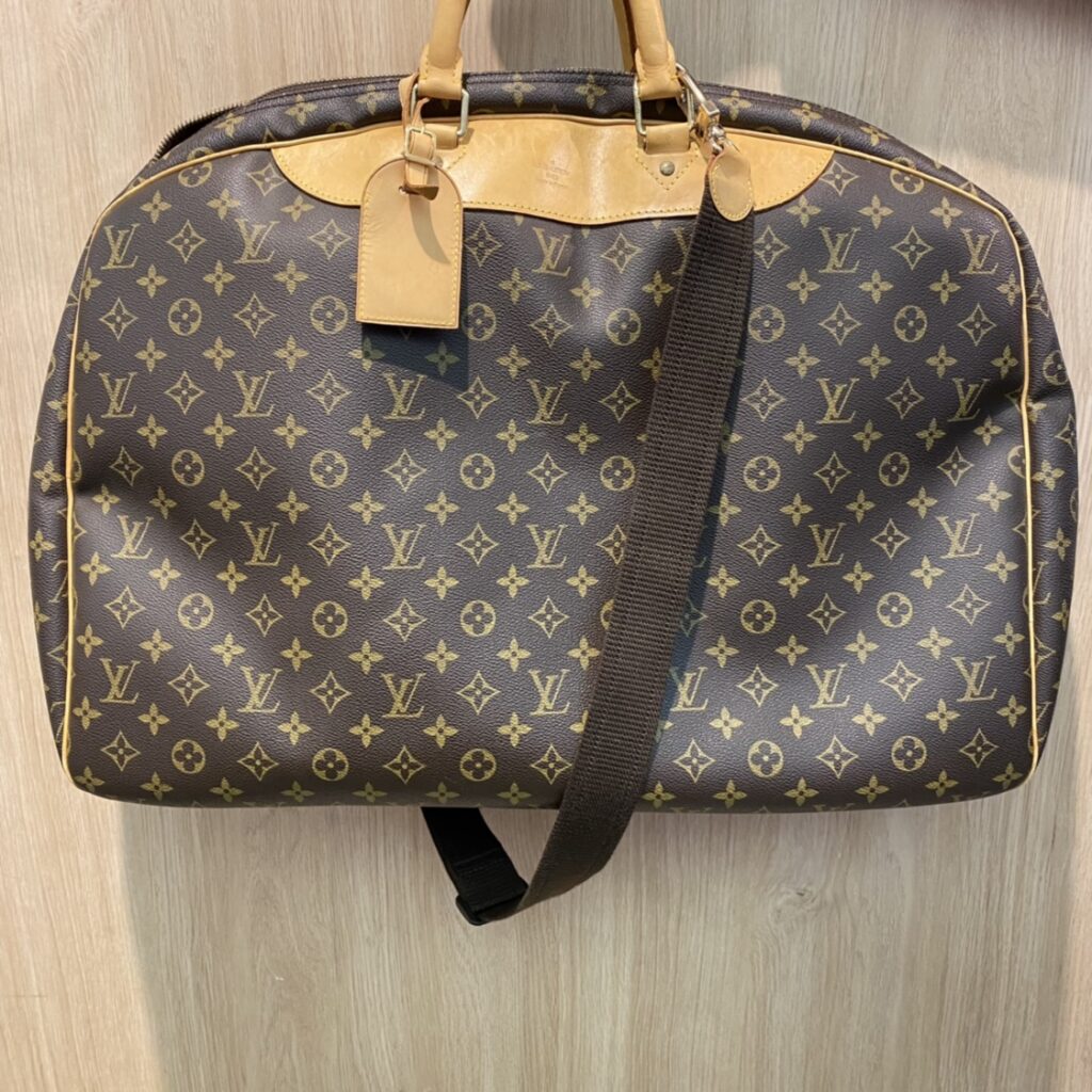 Louis Vuitton アリゼ・ドゥ・ポッシュ モノグラム M41392の買取実績 