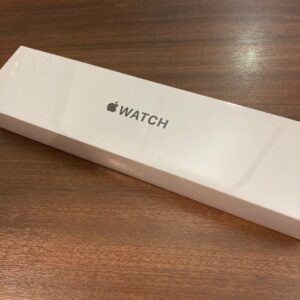 Apple　Watch　SE　ゴールドアルミニウム