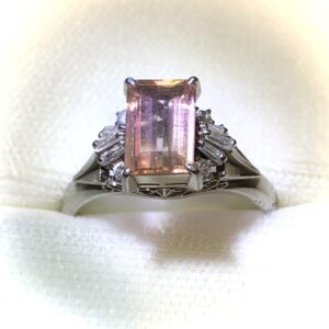 Pt900 ピンクスピネル付きリング