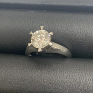 ダイヤモンド 指輪