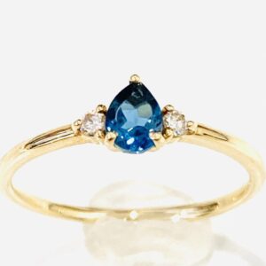 K18(18金) ブルートパーズ＆メレダイヤ付きリング