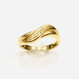 K18 メレダイヤ0.03ct付 リング