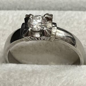 Pt900 ダイヤ付きリング