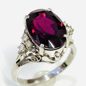 Pt900 7.3ctガーネット＆0.14ctメレダイヤ リング